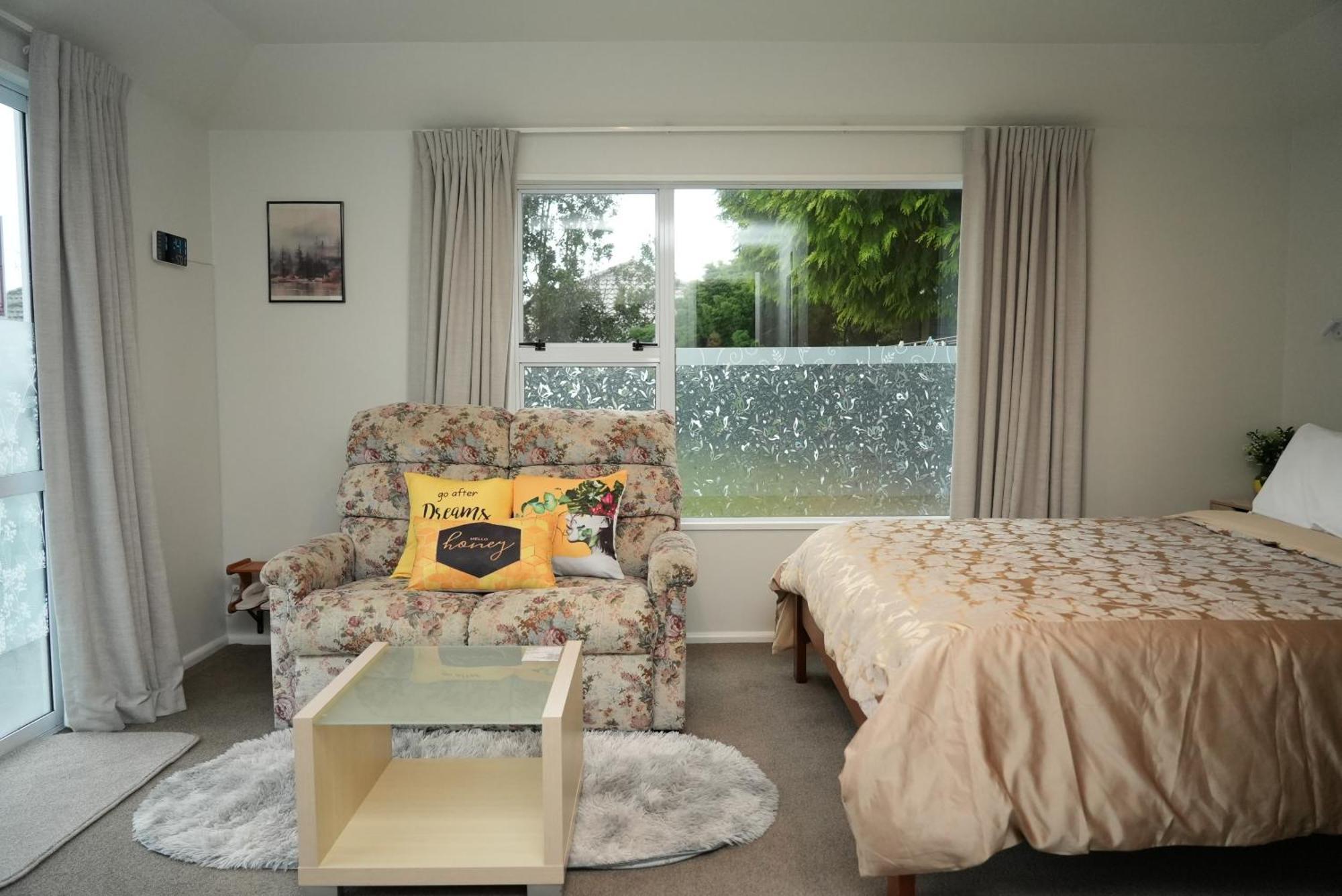 Cozy And Sunny Room Near City To Seapath Christchurch Ruang foto