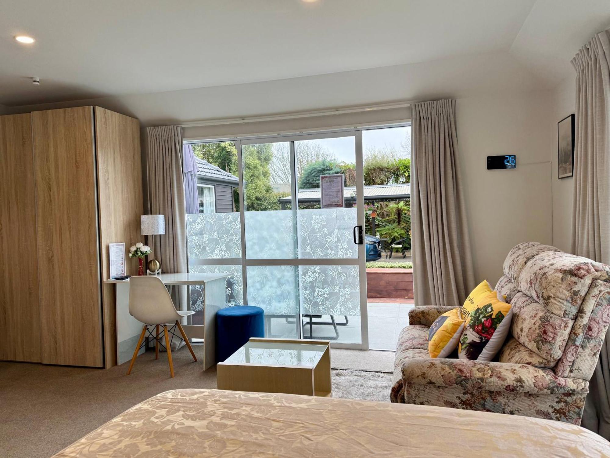 Cozy And Sunny Room Near City To Seapath Christchurch Bagian luar foto